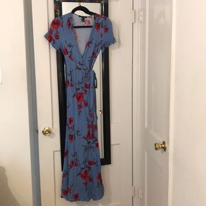 *Forever 21 blue and red flowered maxi